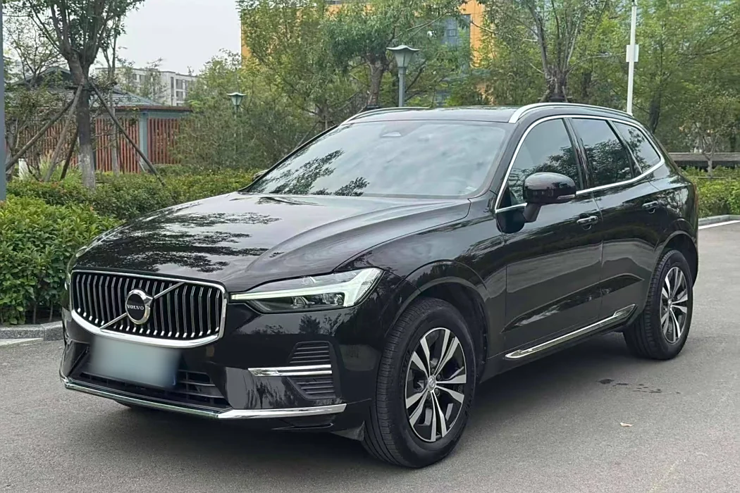 Volvo XC60 2023 B5 4WD Intelligent Luxury