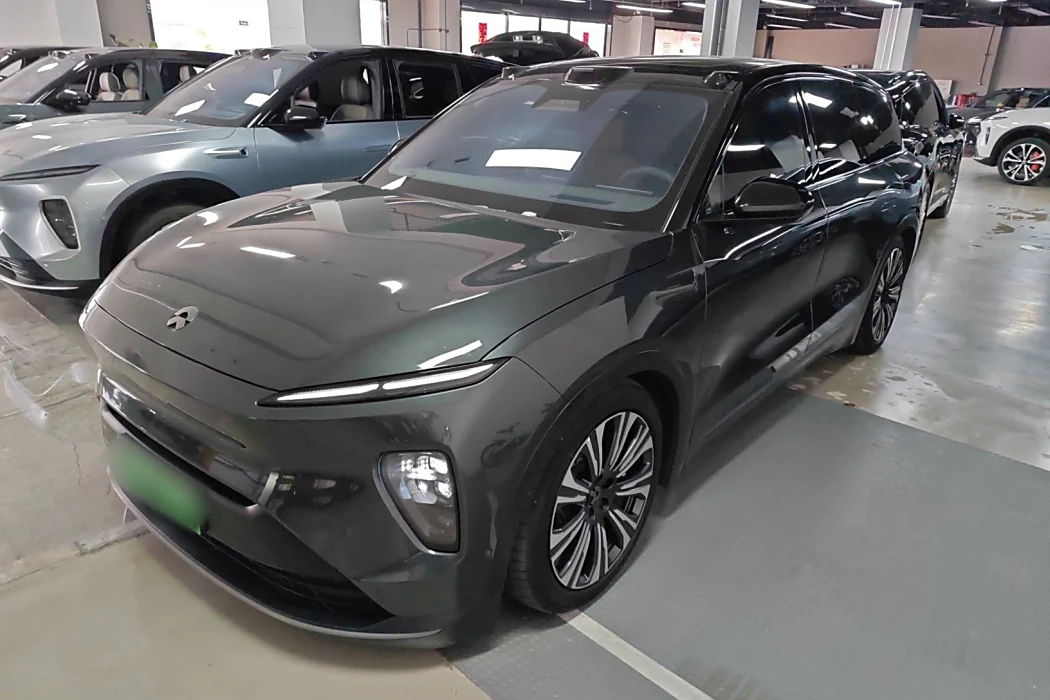 Nio ES8 2023 75kWh Executive Edition