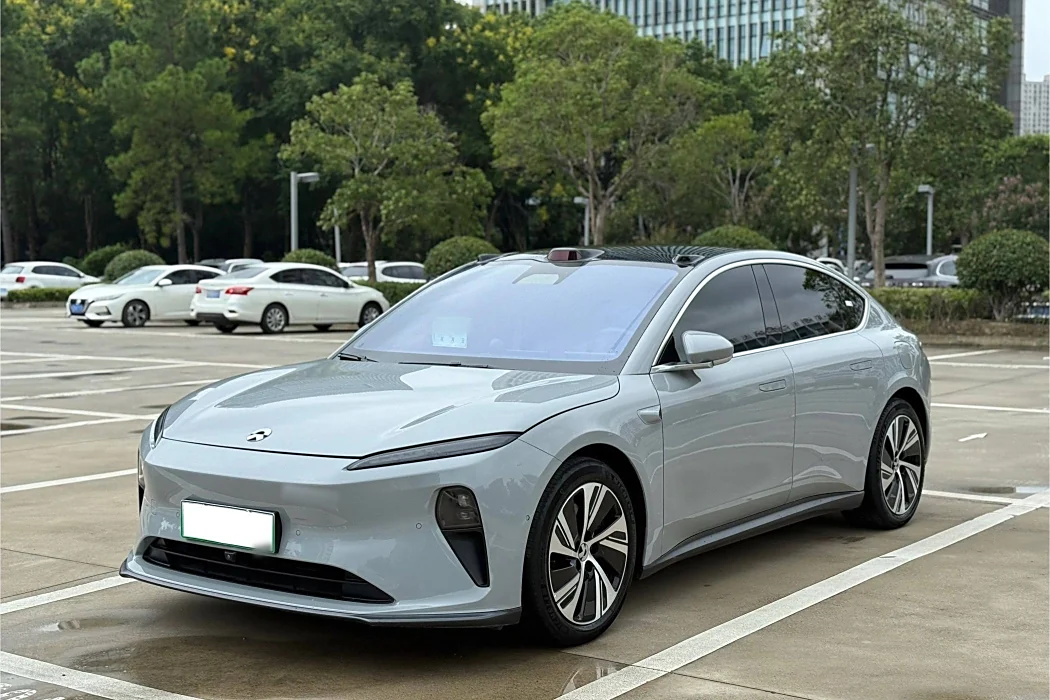 Azera ET5 2022 75kWh