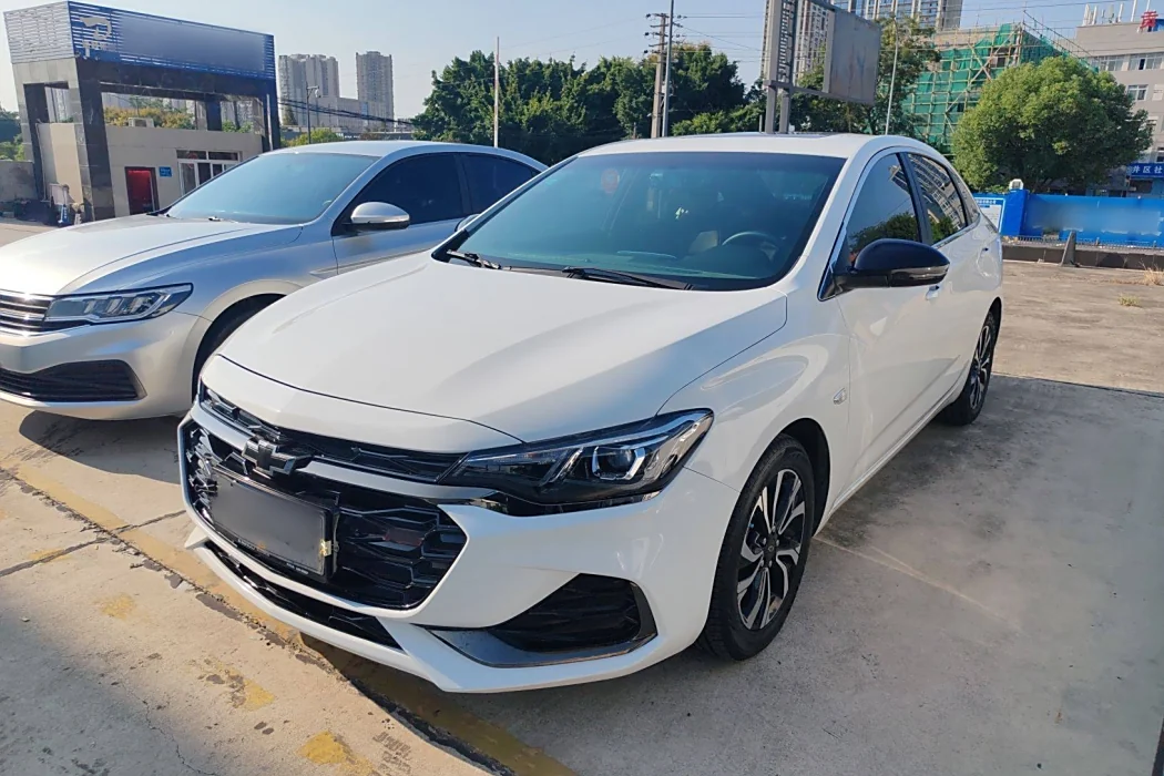 Chevrolet Cruze 2019 RS 330T Automatic Fun Edition Country VI