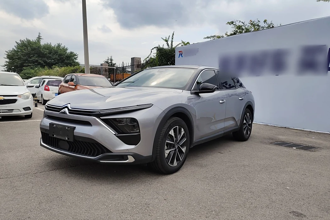 Citroen Versailles C5 X 2024 1.6T is extraordinary