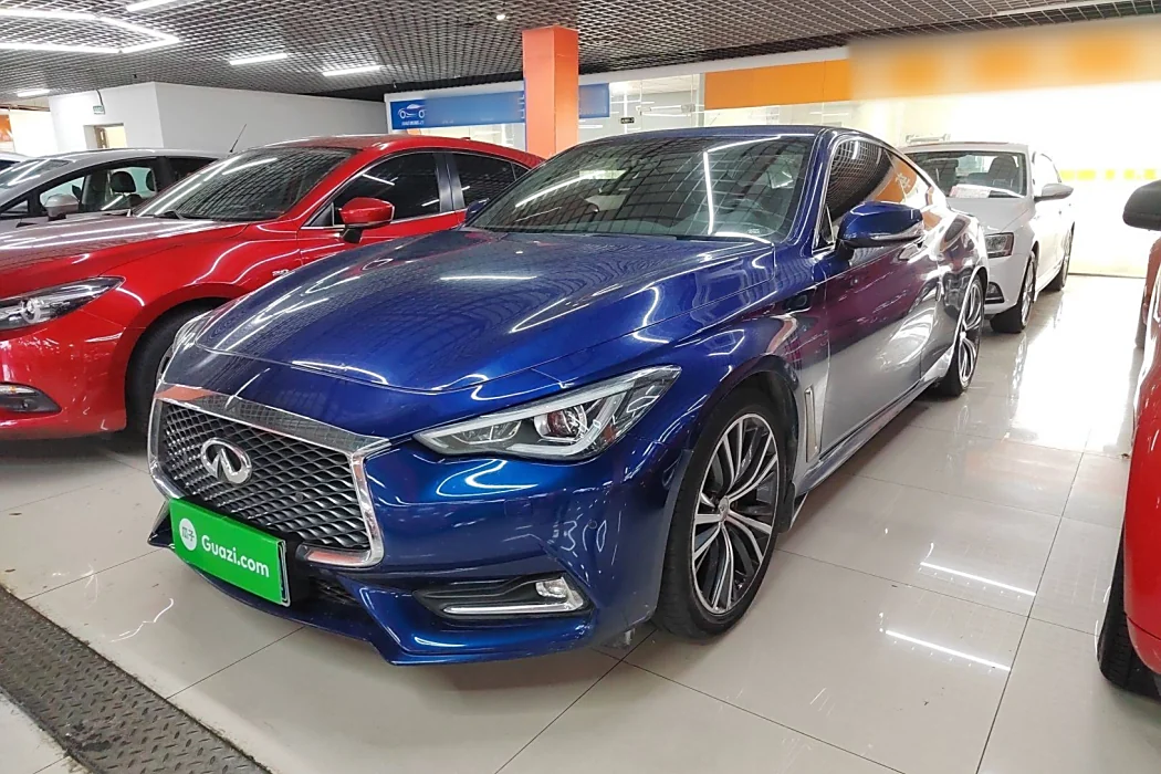 Infiniti Q60 2019 2.0 T Deluxe Edition