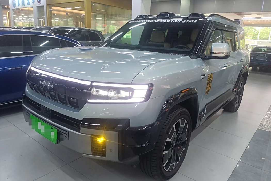 Leopard Leopard 8 2025 Zhiyong Ultimate Edition 7 Seats
