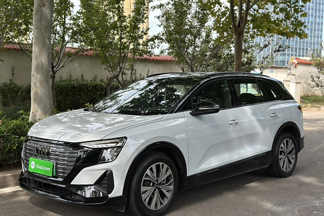 Audi Q5 e-tron 2023 40 e-tron shine mech package