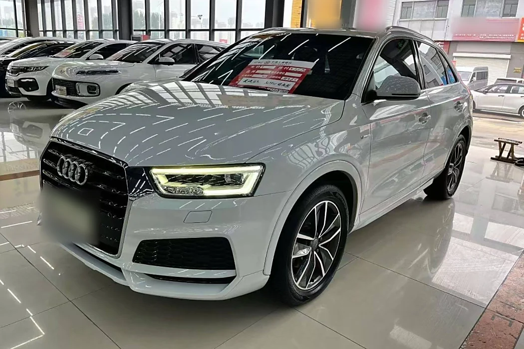 Audi Q3 2018 30 TFSI Stylish Collection Edition