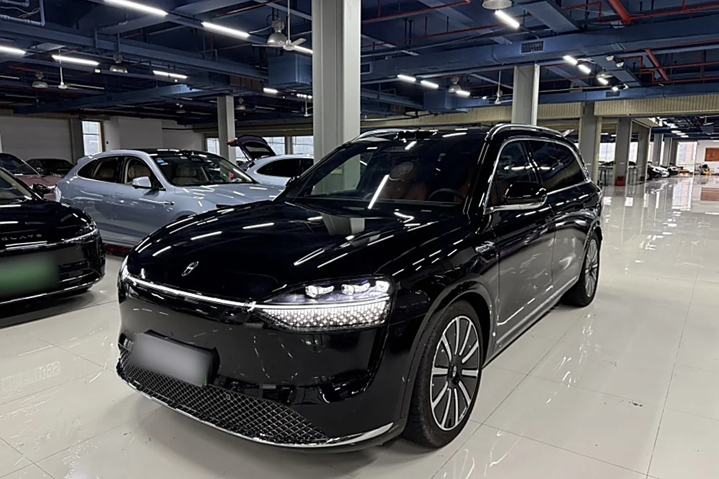 Hongmeng Zhixing Wenjie M9 2025 Pure Electric Max version 100kWh 6-seater version