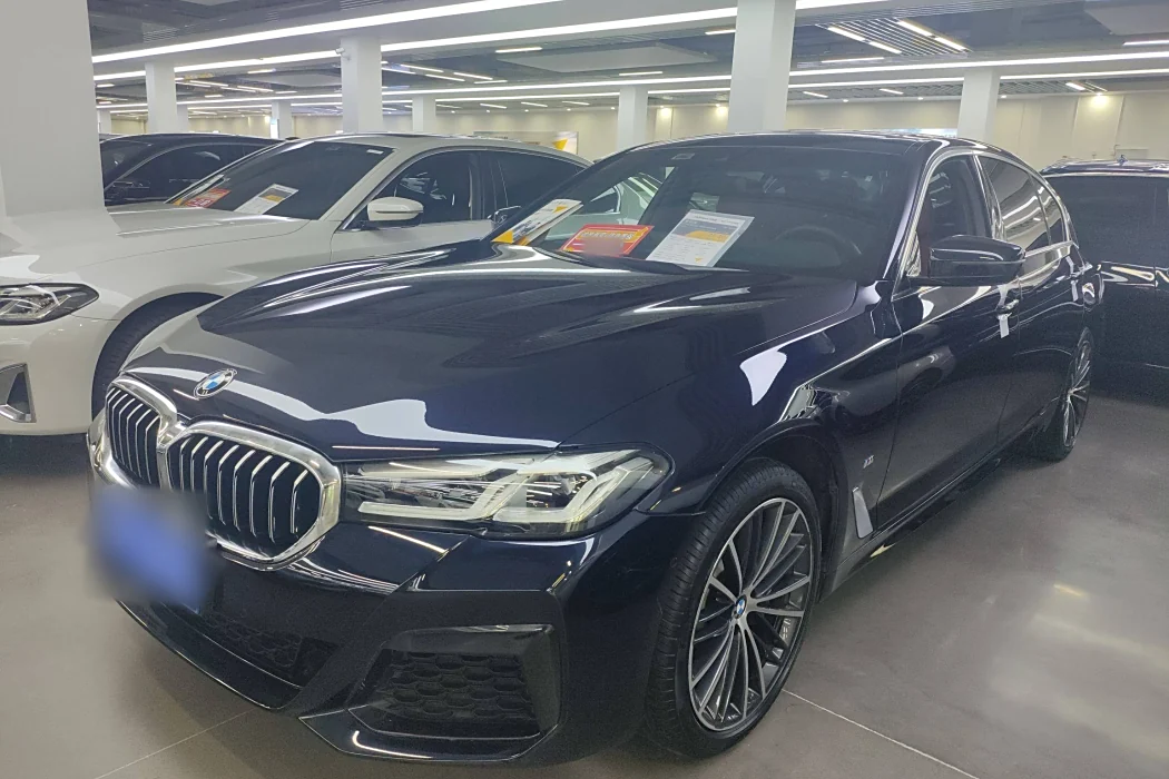 BMW 5 Series 2022 Modified 530Li Leader M Sport Package