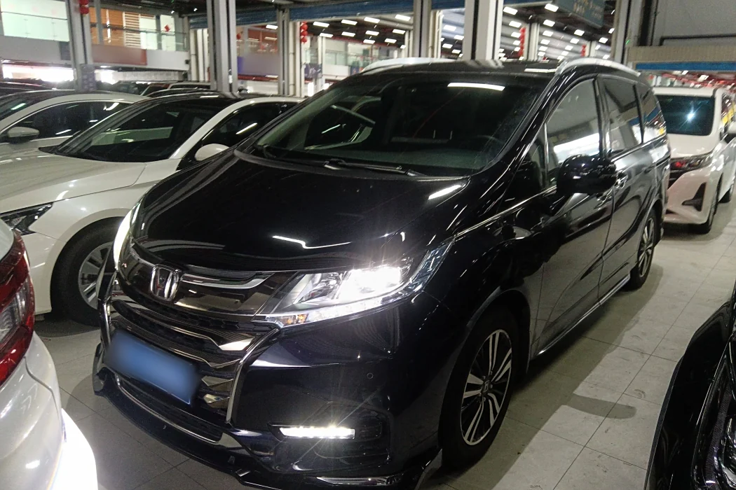 Honda Odyssey 2019 2.0L Sharp*Exclusive Edition