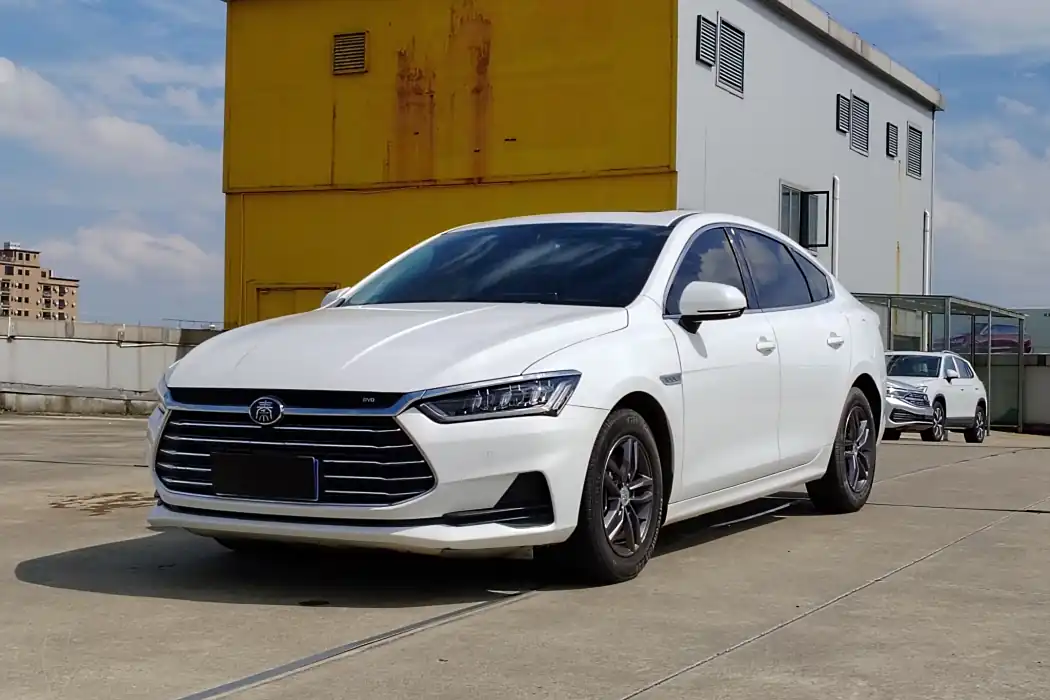 BYD Qin Pro 2018 model 1.5TI Automatic Zhilian Fengdong Type
