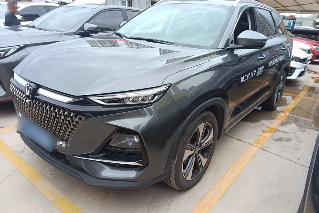 Changan X7 PLUS 2024 1.5T automatic Zunyao Type 7 seats