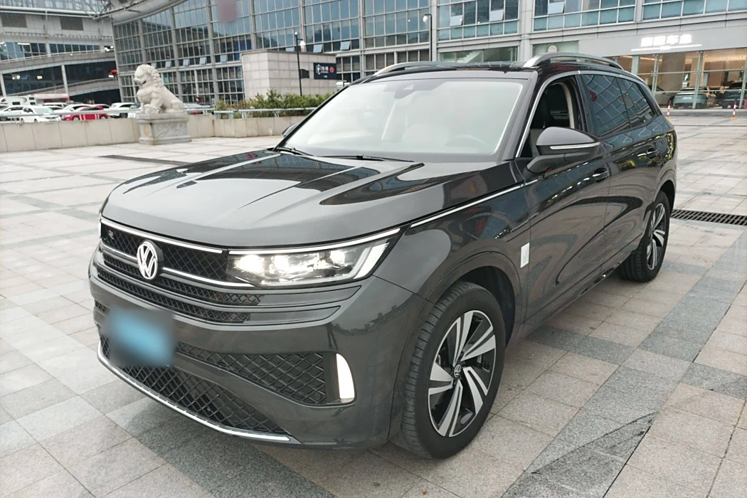 Volkswagen Range Rover 2023 380TSI four-wheel drive R-Line Cruise version