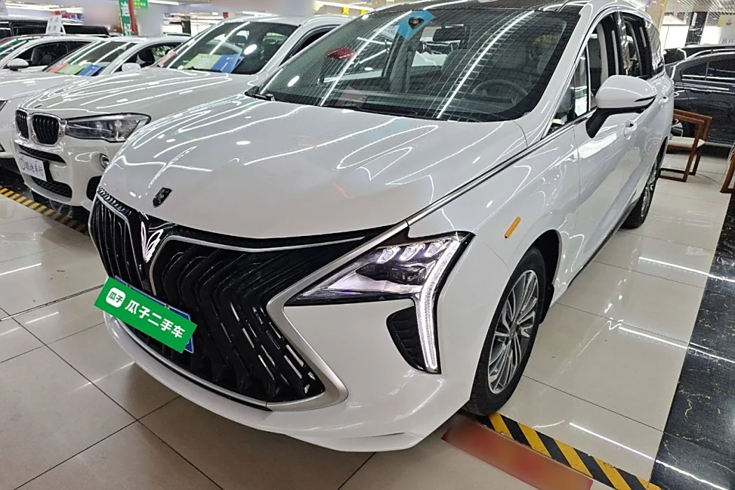Dongfeng Fengxing Fengxing Yacht 2023 1.5T DCT Starry Sky Exclusive Edition