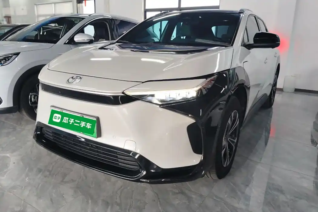 FWD Toyota bZ4X 2022 4WD Performance PRO Edition