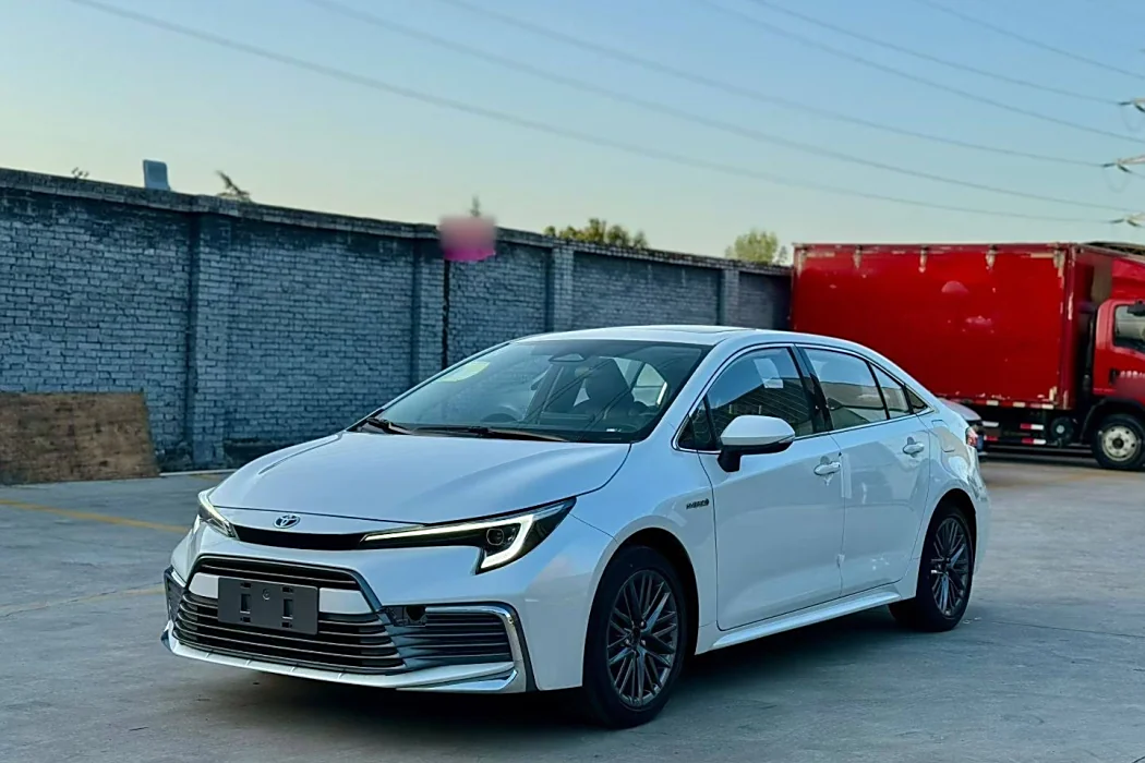 Toyota Lingshang 2023 dual-engine 2.0 L Deluxe Edition