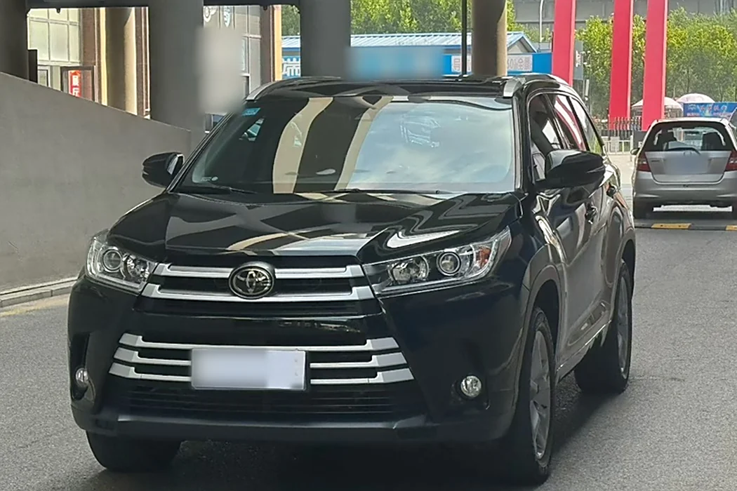 Toyota Highlander 2021 2.0T four-wheel drive Deluxe Edition 7-seater