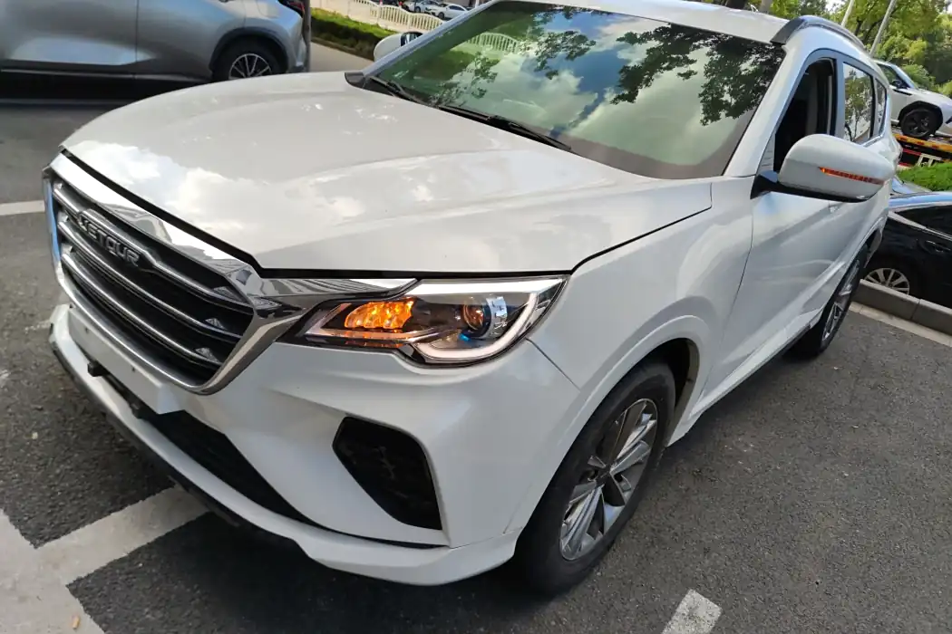 Jietu X70 2020 1.5T manual Smooth Running version 6 seats