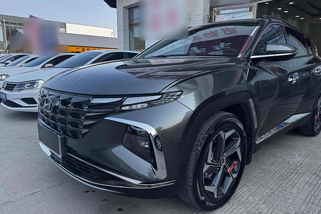 Hyundai 2023 Tucson L 1.5T automatic two-wheel drive LUX Premium edition