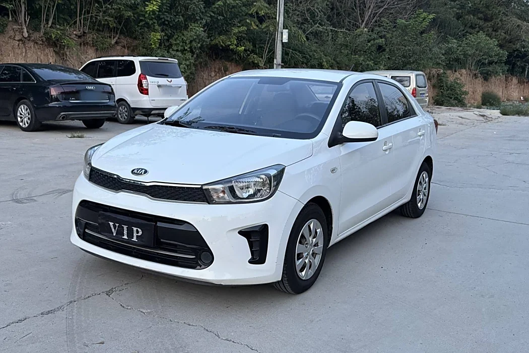 Kia Huanchi 2017 1.4L manual Fashion Version Smart