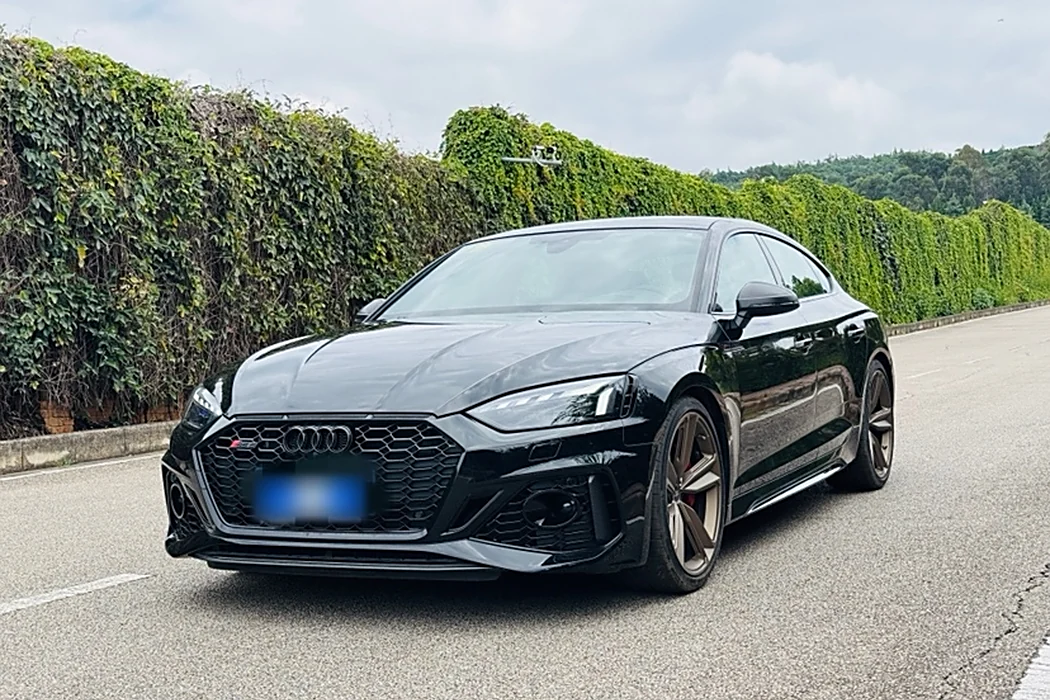 Audi RS 5 2023 RS 5 2.9T Sportback Dark Gold Edition