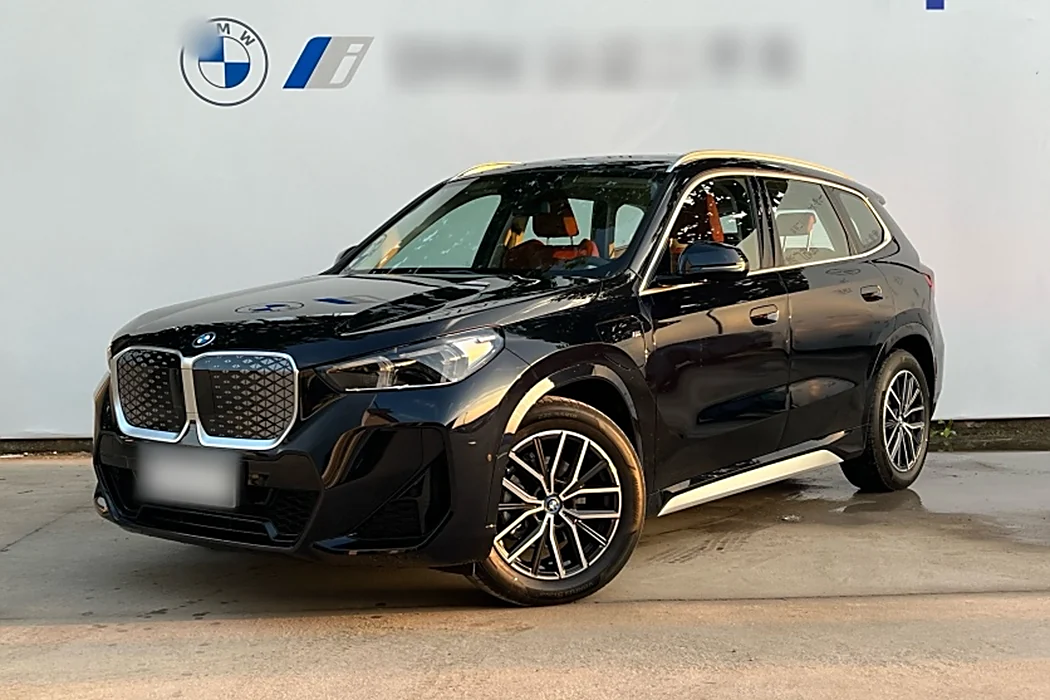 BMW iX1 2023 eDrive25L M sports Suit