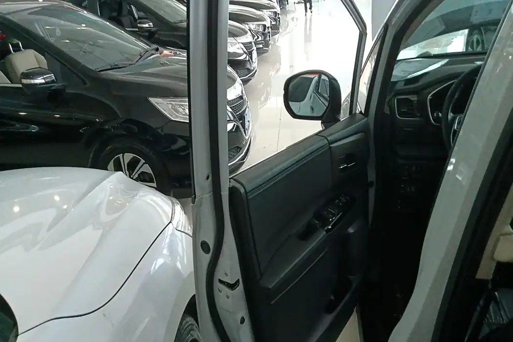 Фото машины 25