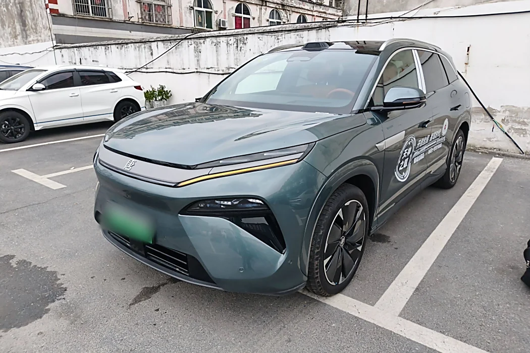 BYD Tang L 2025 EV 600KM four-wheel drive lidar flagship model