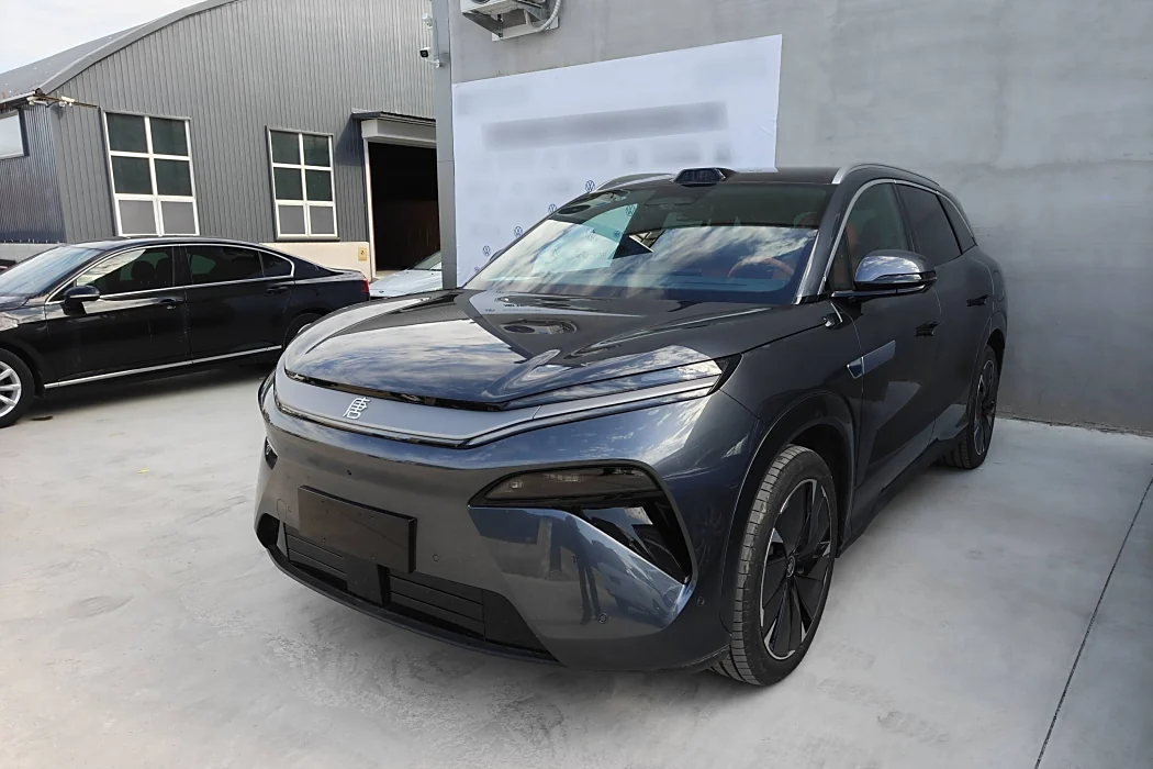 BYD Tang L 2025 EV 600KM four-wheel drive lidar flagship model
