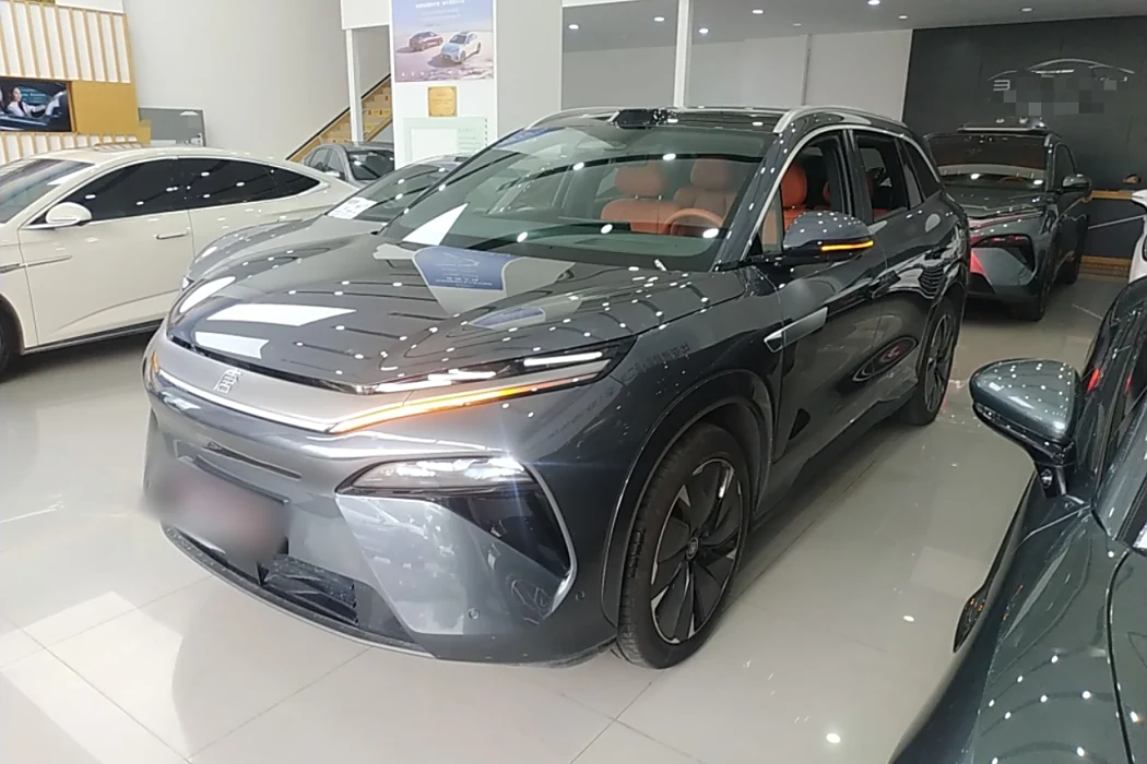 BYD Tang L 2025 EV 600KM four-wheel drive lidar flagship model