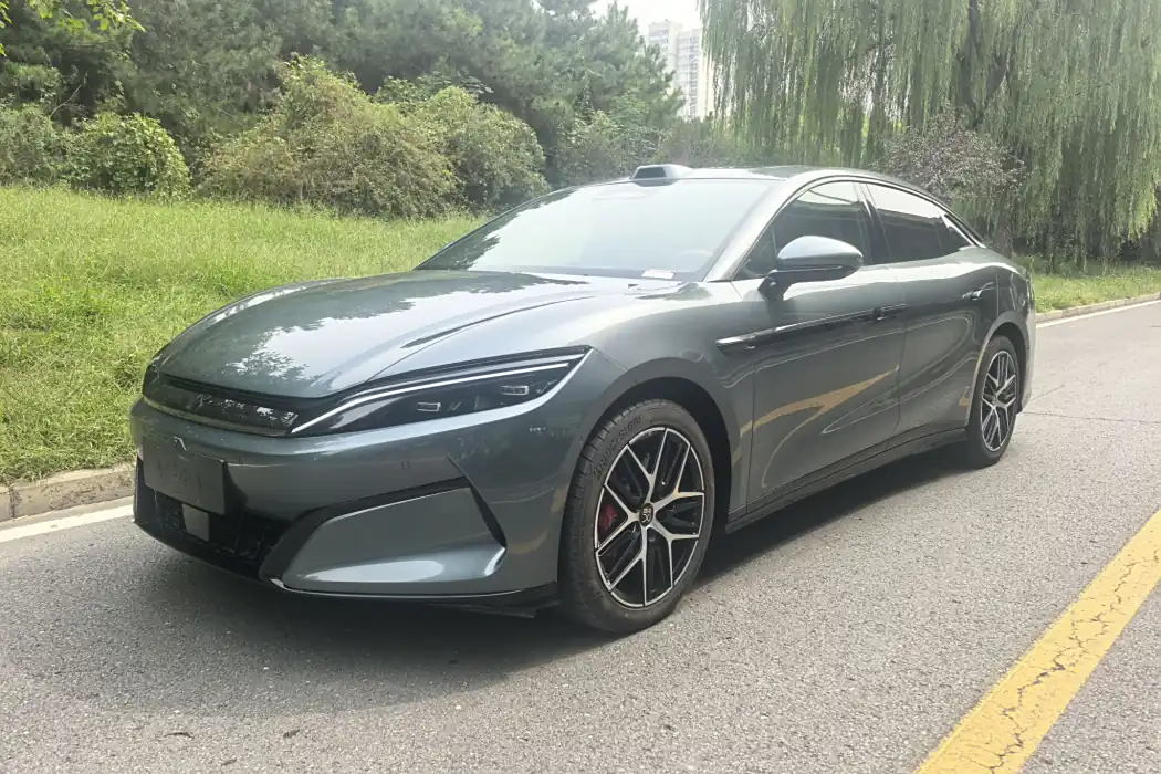 BYD Han L 2025 DM-p four-wheel drive lidar flagship model