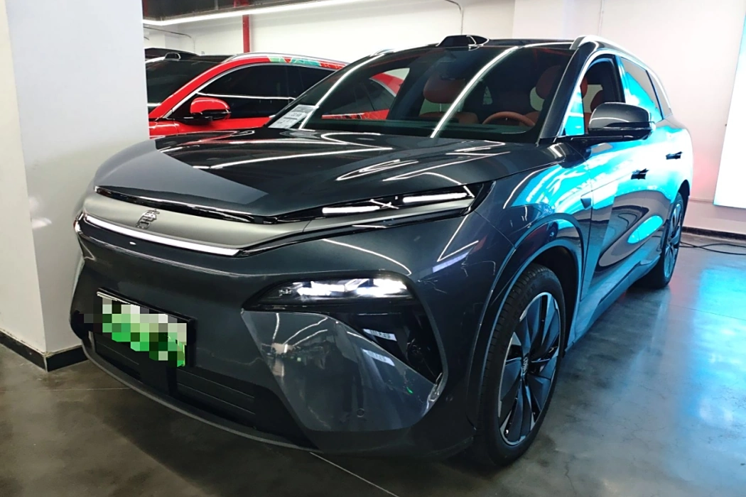 BYD Tang L 2025 EV 600KM four-wheel drive lidar flagship model
