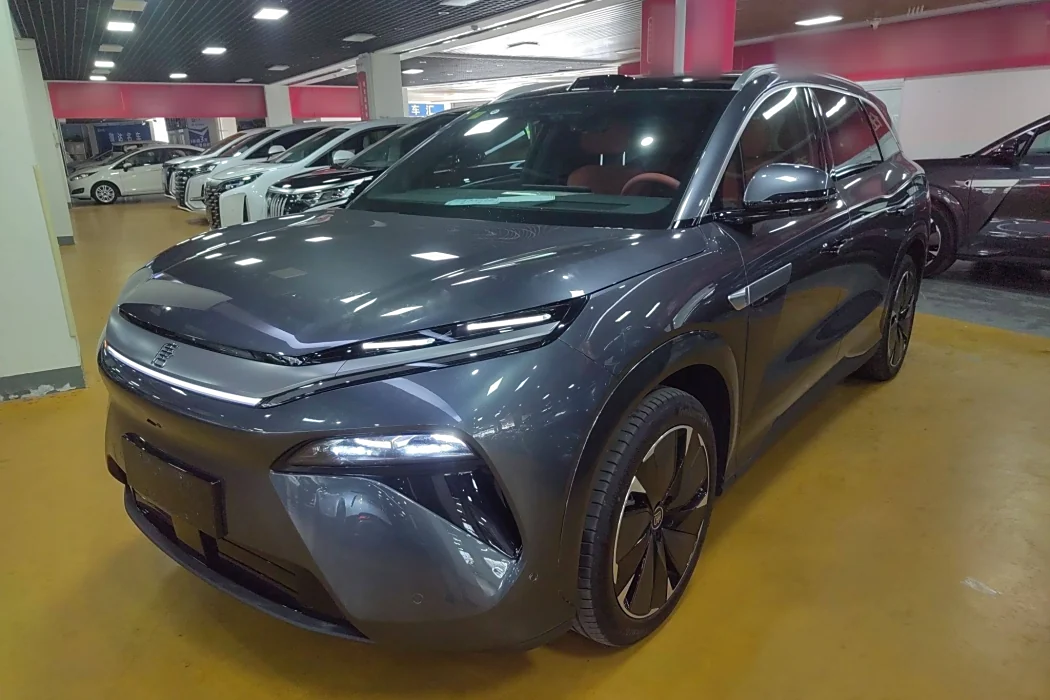 BYD Tang L 2025 EV 600KM four-wheel drive lidar flagship model
