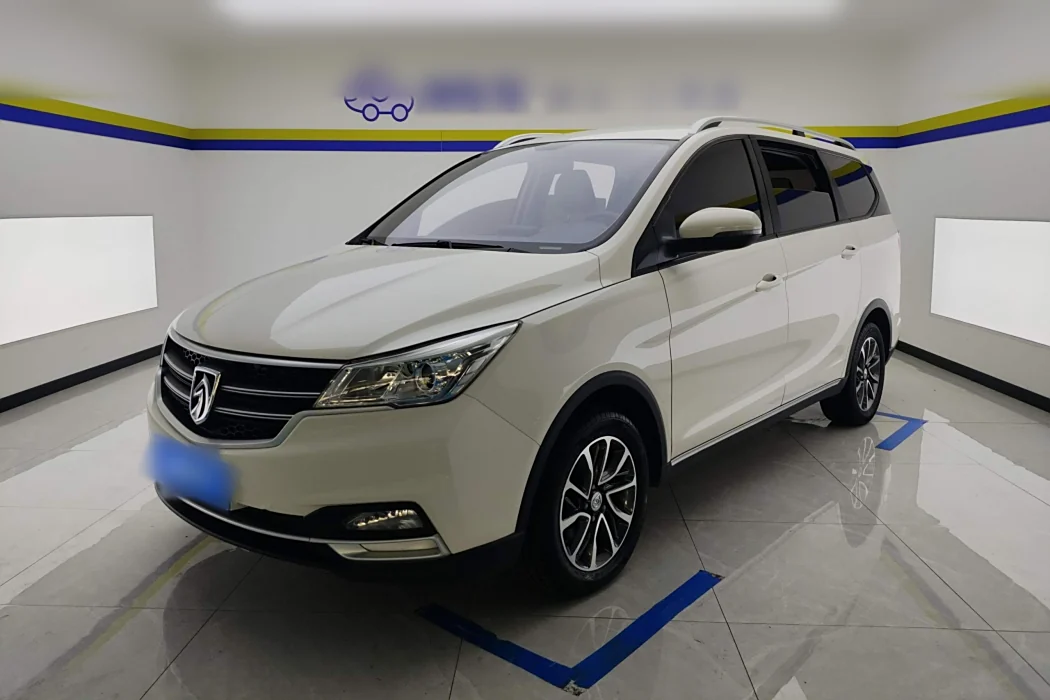 Baojun 730 2021 1.5T CVT Fashion 7-seater
