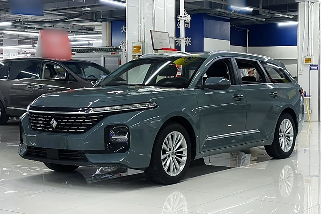 Baojun Valli 2021 1.5T Yili Ranch CVT Luxury