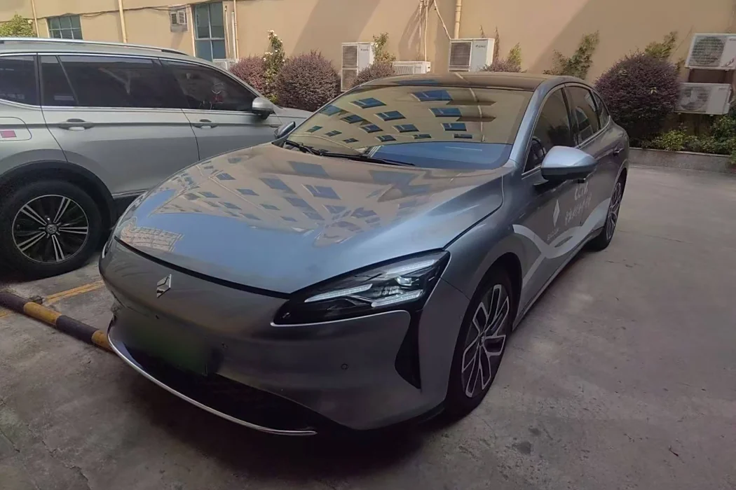 Baojun Xiangjing 2025 Pure Electric 600km Deluxe Edition