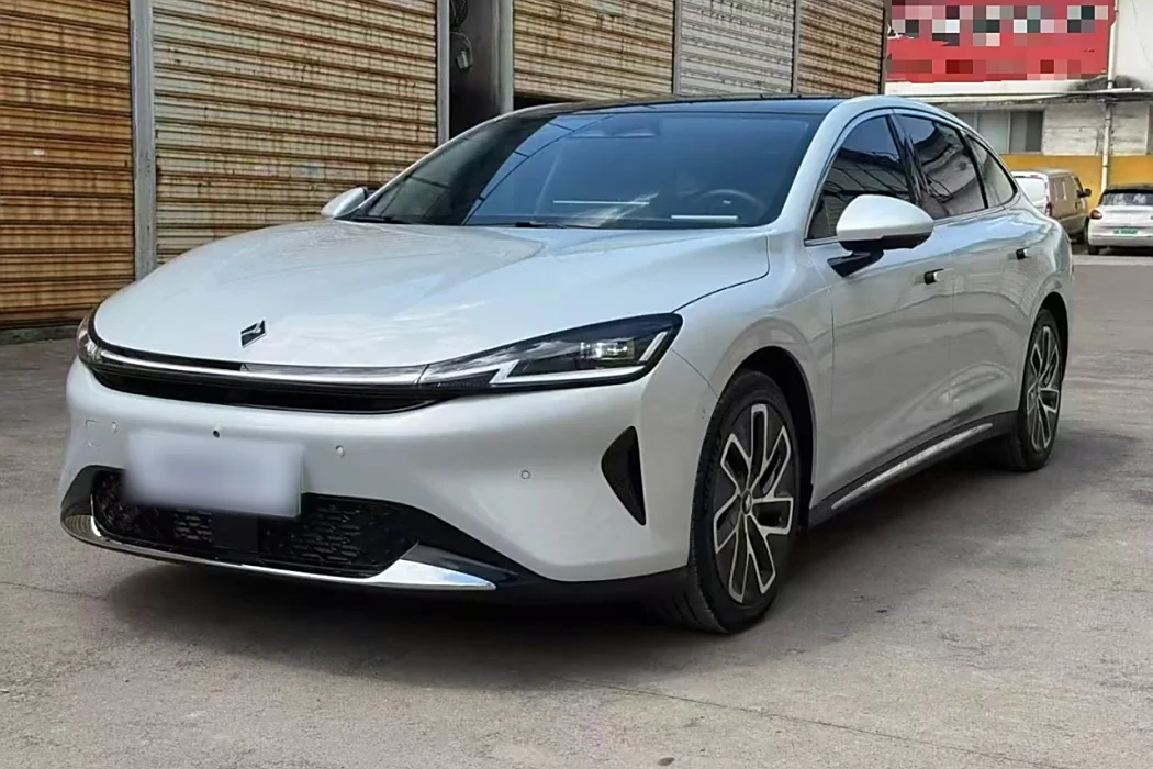 Baojun Xiangjing 2025 Plug-in Hybrid 140km Deluxe Edition