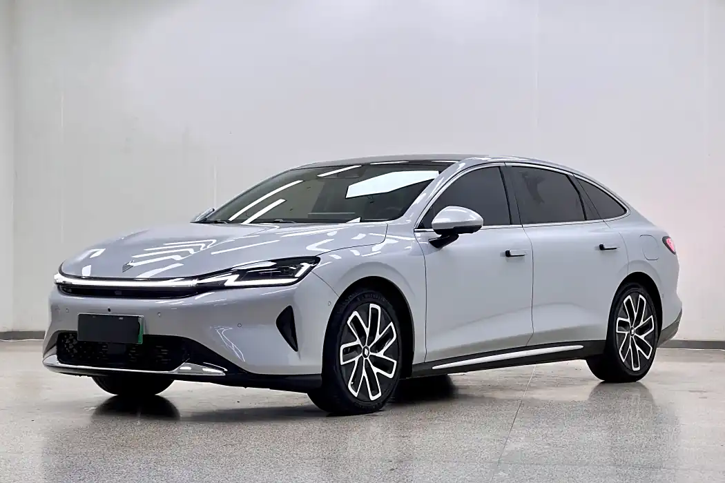 Baojun Xiangjing 2025 Plug-in Hybrid 140km Deluxe Edition