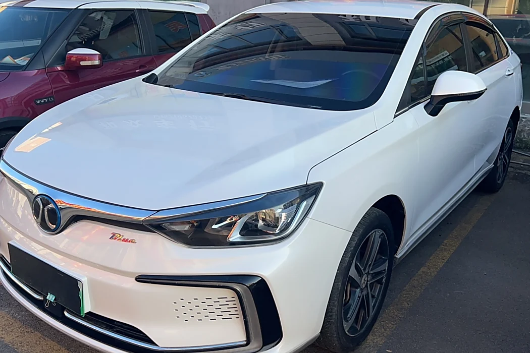 Beijing Automobile Beijing EU5 2019 R500 Zhishang Edition