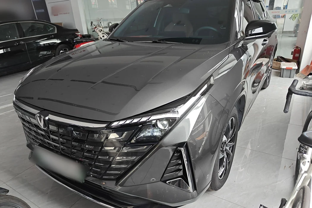 Changan UNI-Z New Energy 2024 Blue Whale Smart iDD 125km Transcendent Type