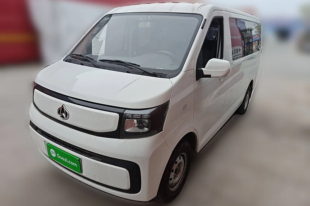 Changan Kaicheng Changan Ruixing EM80 2025 passenger version Comfortable 6-seater 300km back lift door