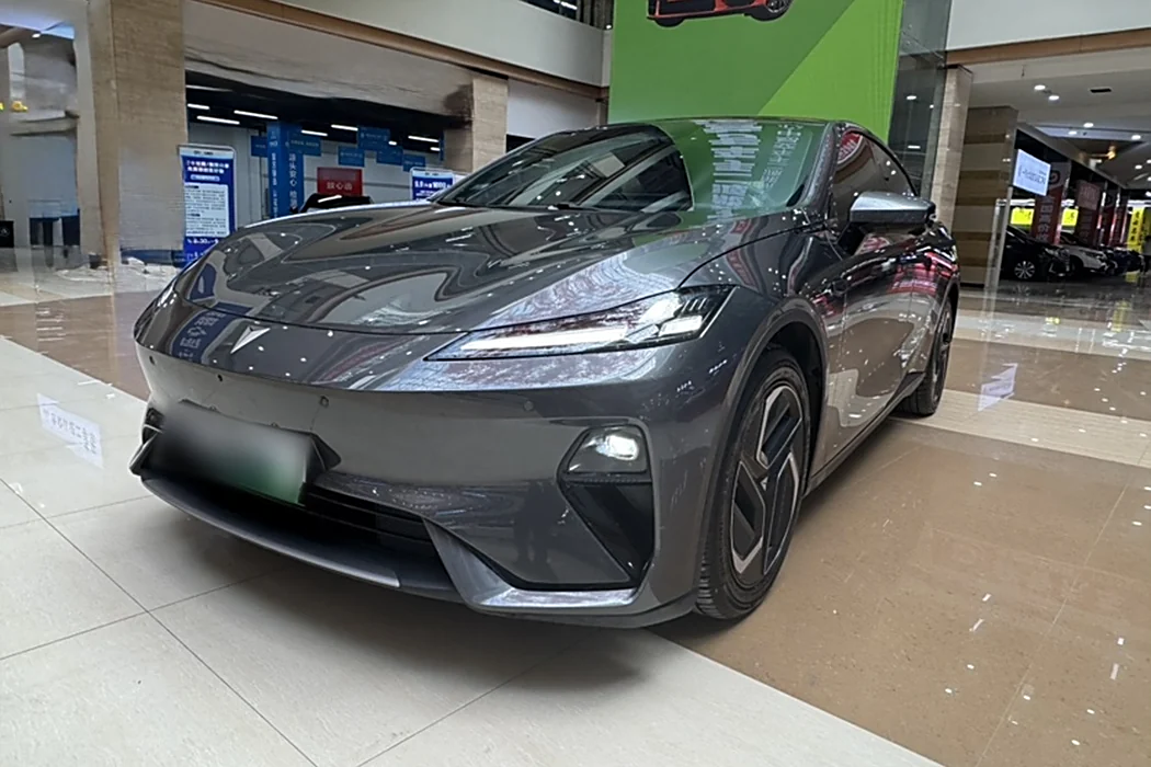 Dark Blue Car Dark Blue L07 2025 Model 530Ultra Qiankun Smart Driving ADS SE Pure Electric Version