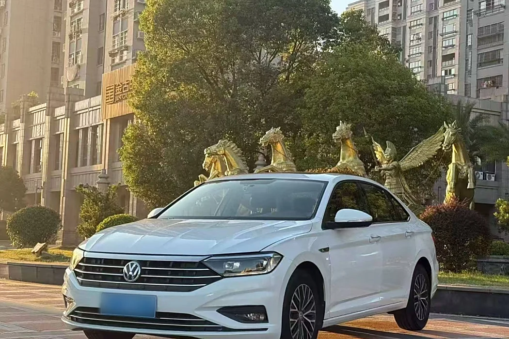 Volkswagen Sagitar 2020 280TSI DSG Comfort Country VI