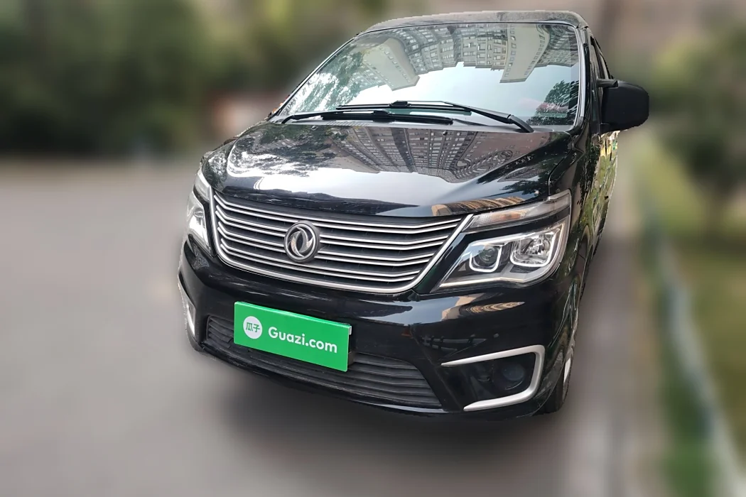 Dongfeng Popular Lingzhi 2019 facelift M5L 1.6L 9-seater basic National VI