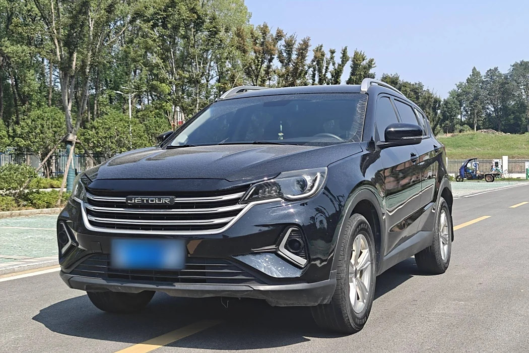 Jietu X70M 2022 1.5T manual avant-garde partner type 7 seats