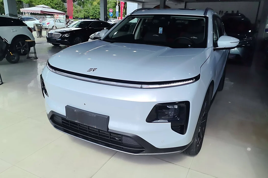 Jietu Shanhai L7 2024 1,5 Т 120 км УЛЬТРА 7 мест