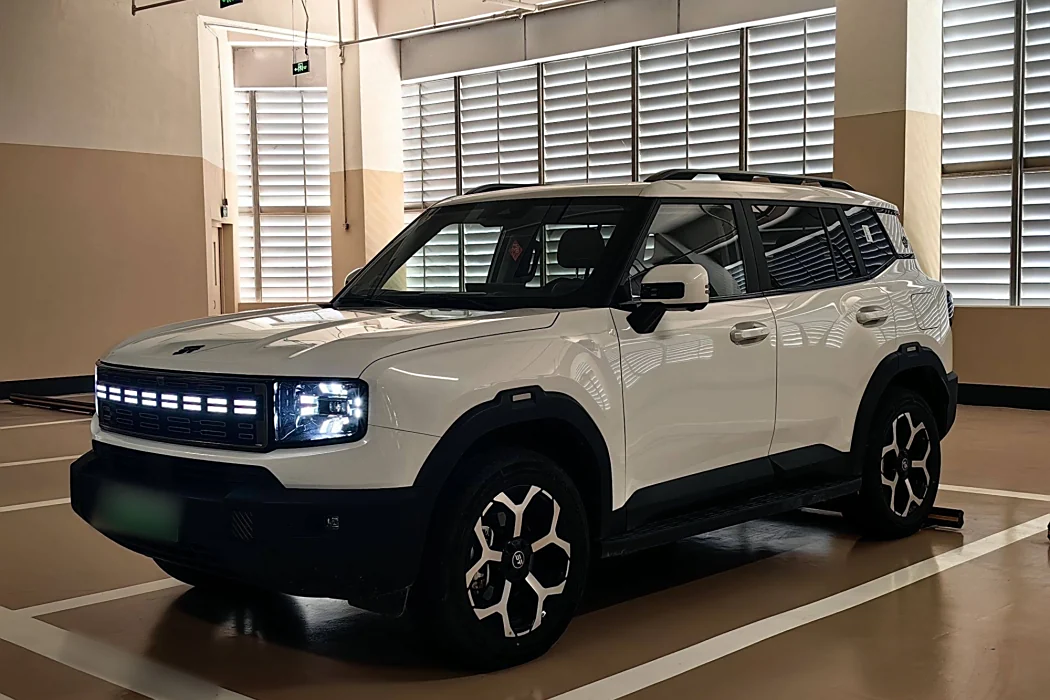 Модель Jietu Shanhai T1 2024 года выпуска, 150 км до моря
