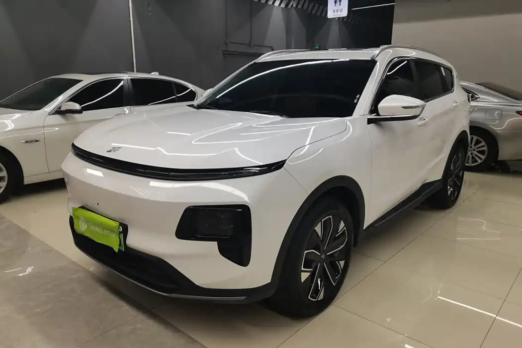 Модель Jietu Shanhai L7 2024 года выпуска, 1,5 Т, 120 км макс.+ 5 посадочных мест