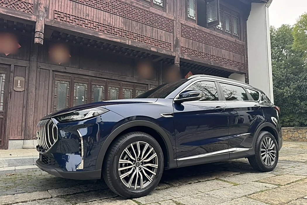 Jietu X70 PLUS 2023 2.0T DCT Powerhouse MAX 7 seats