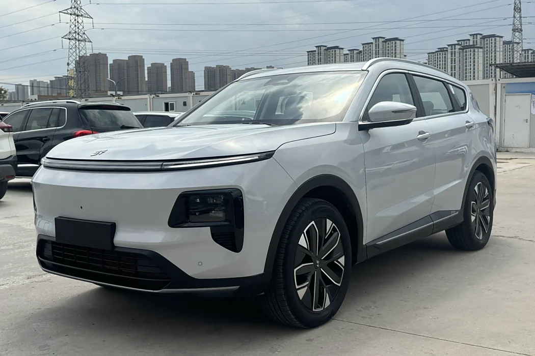 Jietu Shanhai L7 2024 1,5 Т 120 км УЛЬТРА 7 мест