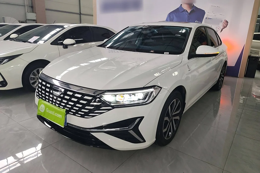 Jetta VA7 2025 model 1.4T first come first served version