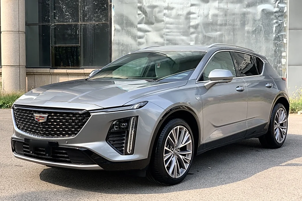 Cadillac GT4 2023 25T Premium